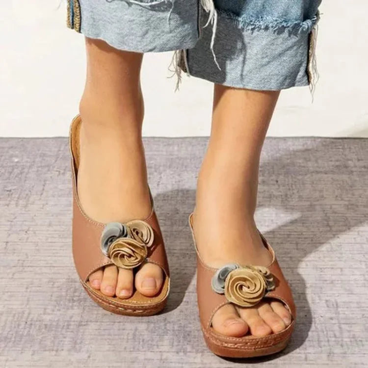 Ergonomic Floral Sandal