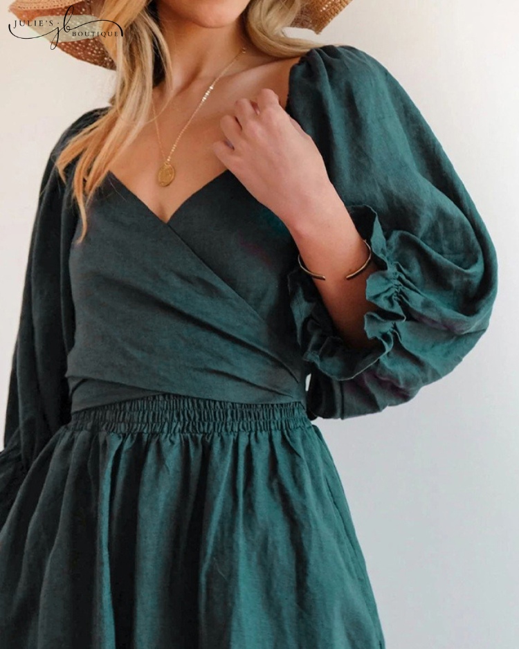 Bella™ | French-style dress with ruffled sleeves