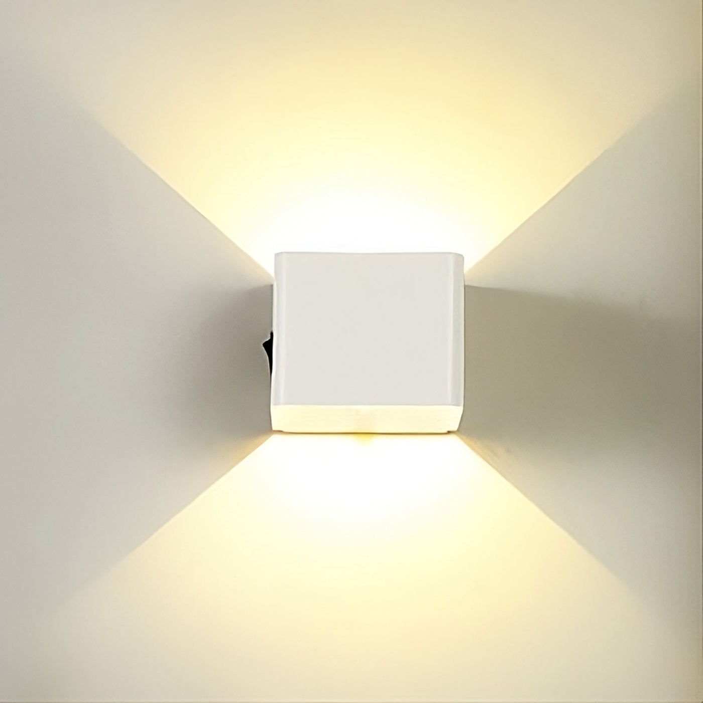 Qamorra® Modern Indoor Wall Lamp