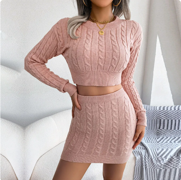 Qamorra® 2-Piece Cute Crop Top & Mini Skirt