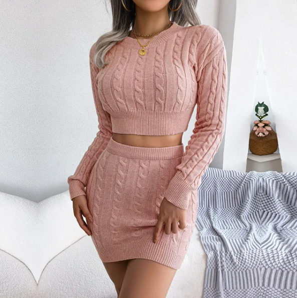 Qamorra® 2-Piece Cute Crop Top & Mini Skirt